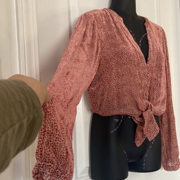 Intermix bolero waist tied pale link v neck silk lining top - Picture 2 of 8